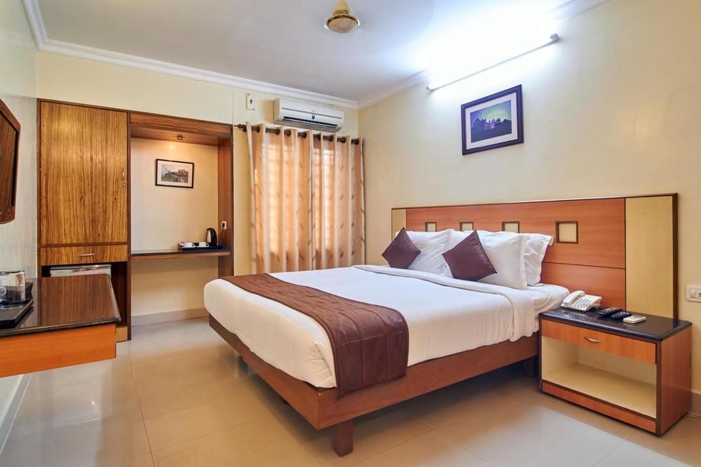 ทาซ กามาร์ แฟมิลี โฮเทล Hotel เชนไน ภายนอก รูปภาพ